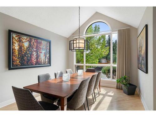 5970 Signal Ridge Heights Sw, Calgary, AB - Indoor Photo Showing Dining Room