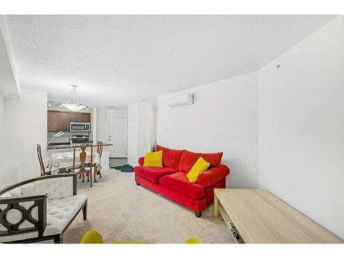 2417-81 Legacy Boulevard Se, Calgary, AB - Indoor