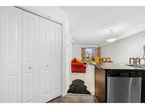 2417-81 Legacy Boulevard Se, Calgary, AB - Indoor