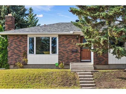 4832 26 Avenue Ne, Calgary, AB - Outdoor