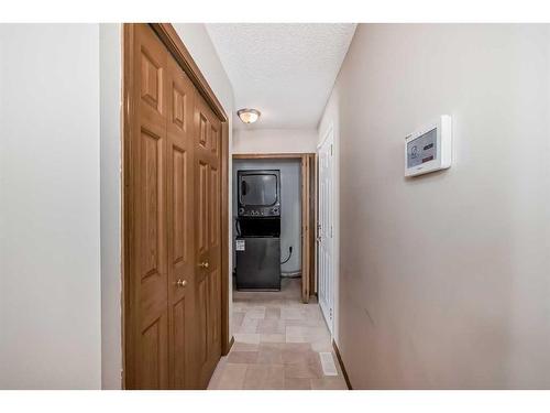 184 Bridlewood Road Sw, Calgary, AB - Indoor Photo Showing Other Room