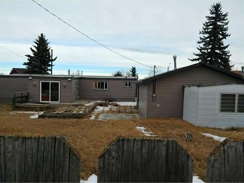 213 1 Avenue West, Hussar, AB 