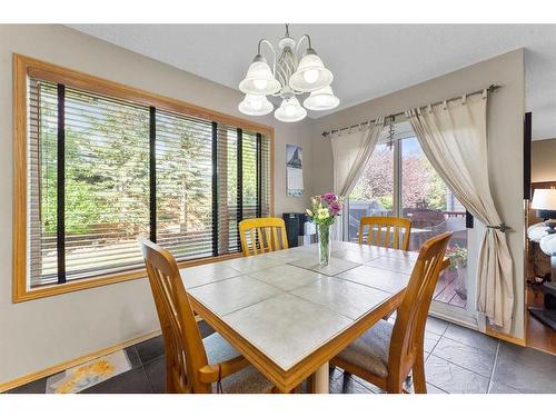 268 Rocky Ridge Bay Nw, Calgary, AB - Indoor Photo Showing Dining Room