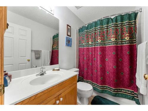 268 Rocky Ridge Bay Nw, Calgary, AB - Indoor Photo Showing Bathroom