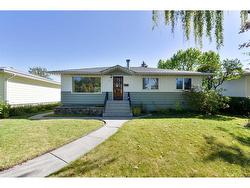 4320 45 Street SW Calgary, AB T3E 3W1