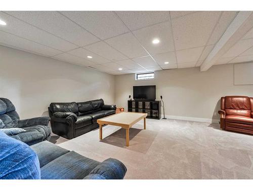 5128 Viceroy Drive Nw, Calgary, AB - Indoor