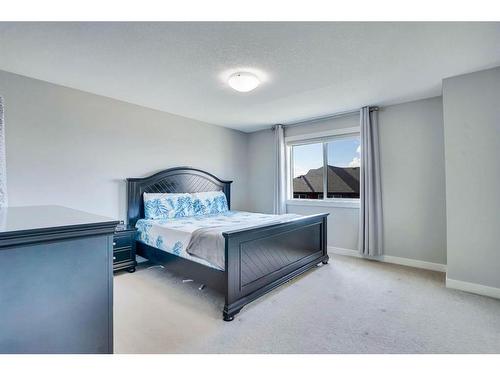 7 Kingsbury Close Se, Airdrie, AB - Indoor Photo Showing Bedroom