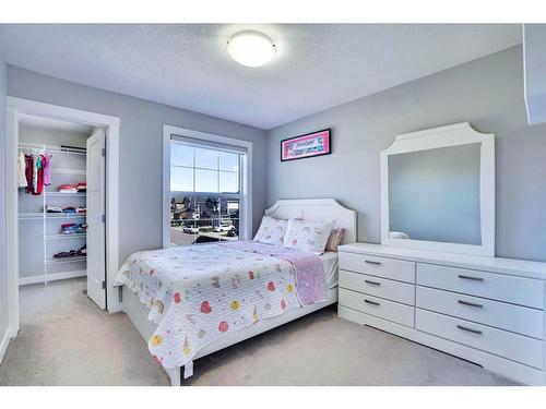 7 Kingsbury Close Se, Airdrie, AB - Indoor Photo Showing Bedroom