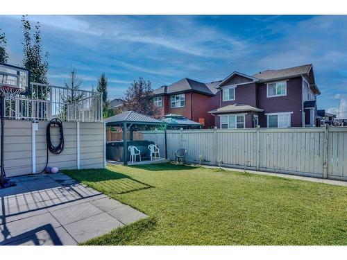 7 Kingsbury Close Se, Airdrie, AB - Outdoor