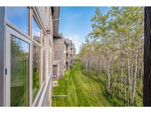 110-45 Aspenmont Heights Sw, Calgary, AB - Outdoor