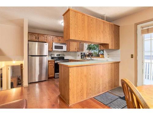 109 Sundown Close Se, Calgary, AB 