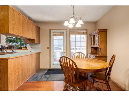 109 Sundown Close Se, Calgary, AB 