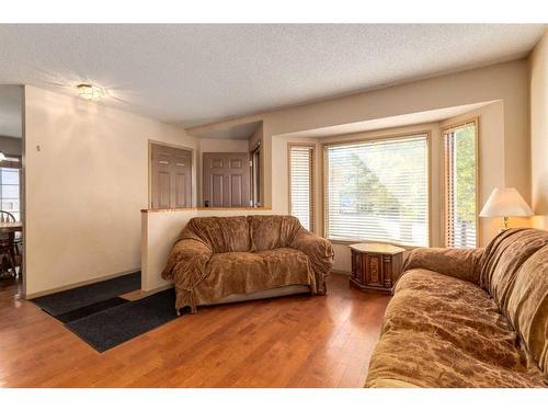 109 Sundown Close Se, Calgary, AB 