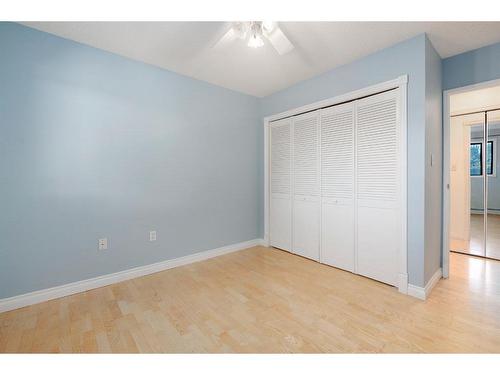 309-2611 1 Avenue Nw, Calgary, AB - Indoor Photo Showing Other Room