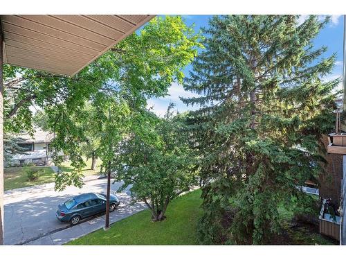 309-2611 1 Avenue Nw, Calgary, AB - Outdoor