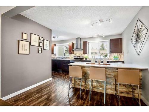 8-8533 Silver Springs Road Nw, Calgary, AB - Indoor