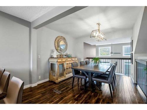 8-8533 Silver Springs Road Nw, Calgary, AB - Indoor Photo Showing Dining Room