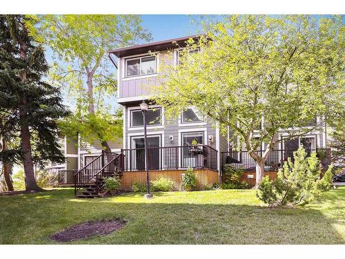 8-8533 Silver Springs Road Nw, Calgary, AB - Outdoor