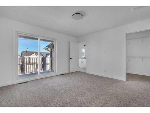 46 Herron Street Ne, Calgary, AB - Indoor Photo Showing Other Room