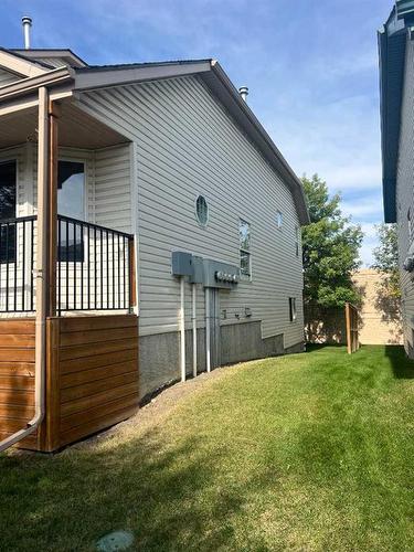 121 Hidden Valley Villas Nw, Calgary, AB - Outdoor With Exterior