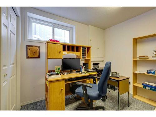 235 Arbour Wood Close Nw, Calgary, AB - Indoor Photo Showing Office