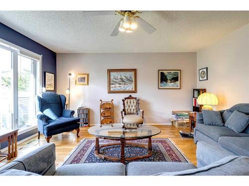 235 Arbour Wood Close Nw, Calgary, AB - Indoor Photo Showing Living Room