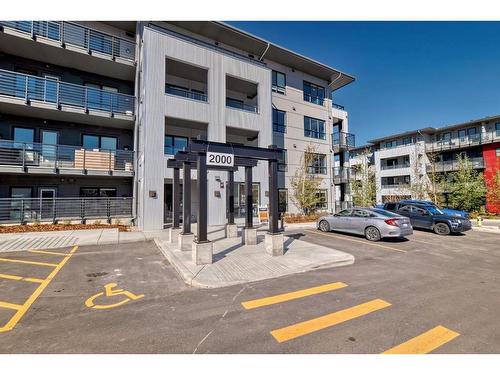 2315-350 Livingston Common Ne, Calgary, AB - Outdoor