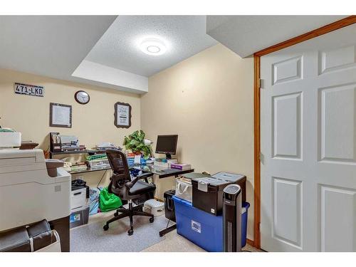 254 Coventry Court Ne, Calgary, AB - Indoor Photo Showing Office