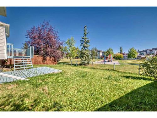 42 Somerside Place Sw, Calgary, AB - Outdoor