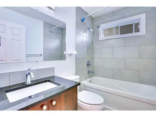 92 Martindale Crescent Ne, Calgary, AB - Indoor Photo Showing Bathroom