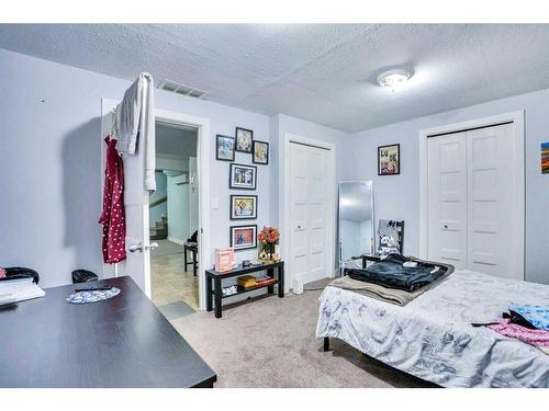 92 Martindale Crescent Ne, Calgary, AB - Indoor Photo Showing Bedroom