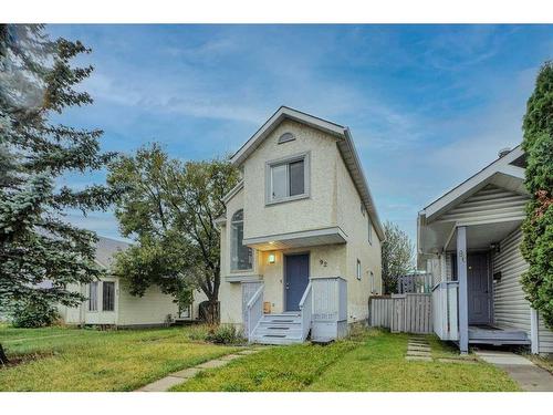 92 Martindale Crescent Ne, Calgary, AB - Outdoor