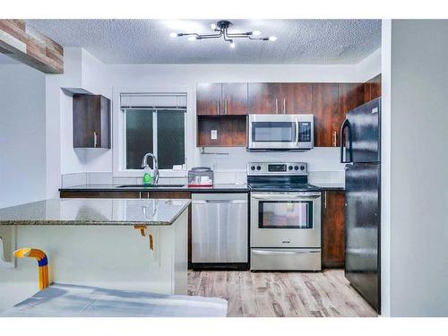 92 Martindale Crescent Ne, Calgary, AB - Indoor Photo Showing Kitchen