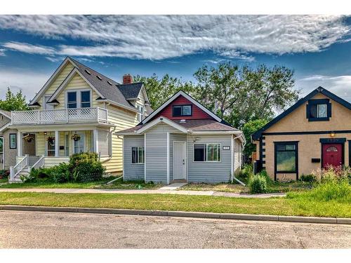 1931 7 Avenue Se, Calgary, AB - Outdoor With Deck Patio Veranda With Facade