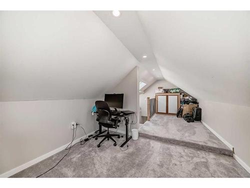 1931 7 Avenue Se, Calgary, AB - Indoor Photo Showing Other Room