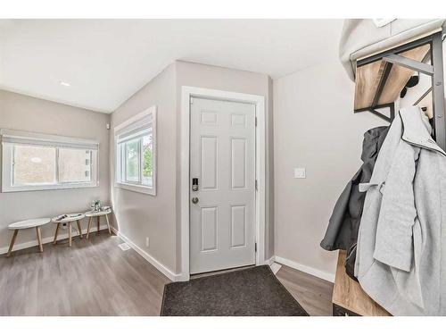 1931 7 Avenue Se, Calgary, AB - Indoor Photo Showing Other Room