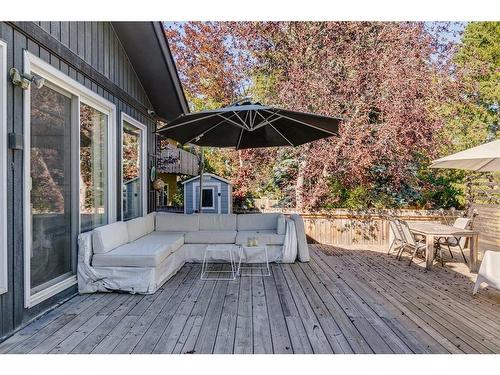 163 Oakmount Road Sw, Calgary, AB - Outdoor With Deck Patio Veranda With Exterior