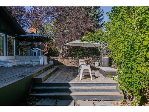 163 Oakmount Road Sw, Calgary, AB - Outdoor With Deck Patio Veranda