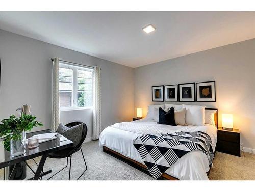 65 30 Avenue Sw, Calgary, AB - Indoor Photo Showing Bedroom