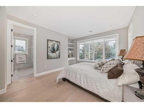 615 19 Avenue Nw, Calgary, AB - Indoor Photo Showing Bedroom