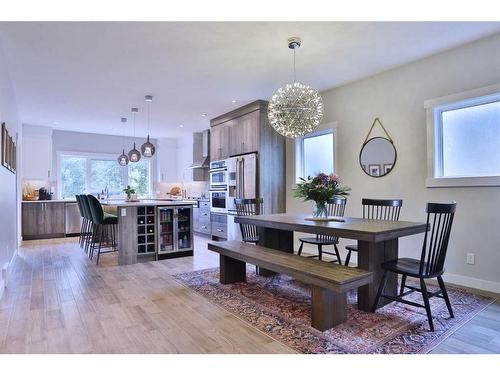 514 28 Avenue Nw, Calgary, AB - Indoor Photo Showing Dining Room