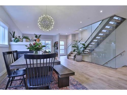 514 28 Avenue Nw, Calgary, AB - Indoor Photo Showing Dining Room