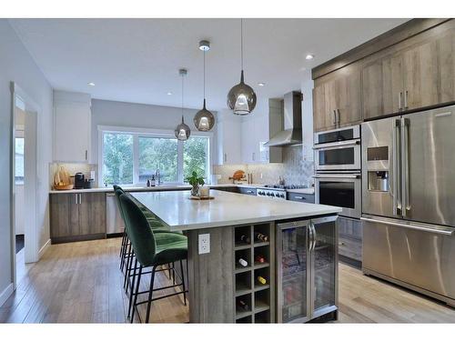 514 28 Avenue Nw, Calgary, AB - Indoor Photo Showing Kitchen With Stainless Steel Kitchen With Upgraded Kitchen