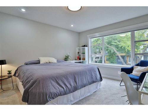 514 28 Avenue Nw, Calgary, AB - Indoor Photo Showing Bedroom