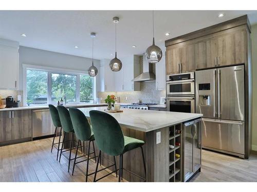 514 28 Avenue Nw, Calgary, AB - Indoor Photo Showing Kitchen With Stainless Steel Kitchen With Upgraded Kitchen