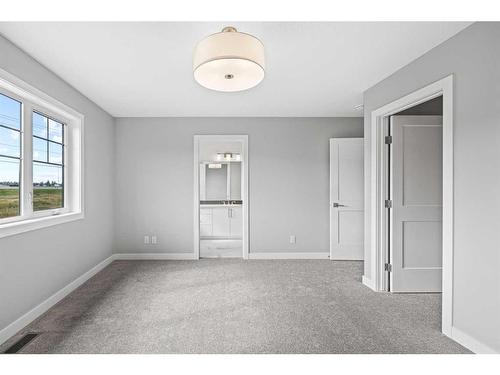 279 Greenwich Drive Nw, Calgary, AB - Indoor Photo Showing Other Room