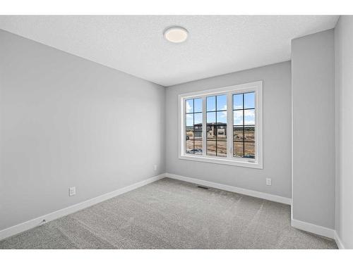 279 Greenwich Drive, Calgary, AB - Indoor Photo Showing Other Room