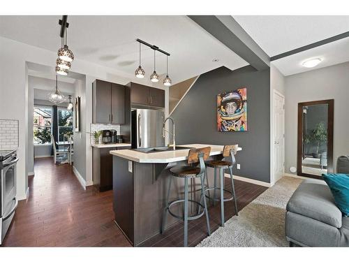 1523 New Brighton Drive Se, Calgary, AB - Indoor Photo Showing Kitchen With Upgraded Kitchen