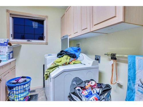 3235 100 Street Se, Calgary, AB - Indoor Photo Showing Laundry Room