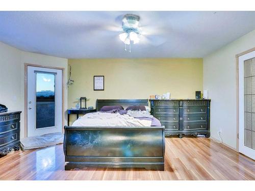 3235 100 Street Se, Calgary, AB - Indoor Photo Showing Bedroom